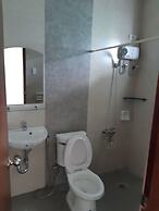 Restful 3BR Hillside Duplex