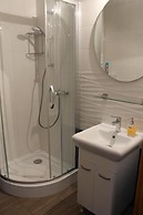 Willa 4 Pory Roku Uznam