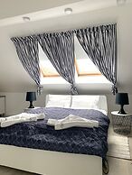 Willa 4 Pory Roku Uznam