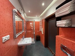 Willa 4 Pory Roku Uznam