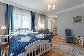 Willa 4 Pory Roku Uznam