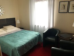 Willa 4 Pory Roku Uznam