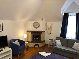 Willa 4 Pory Roku Uznam