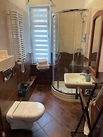 Willa 4 Pory Roku Uznam