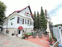 Willa 4 Pory Roku Uznam