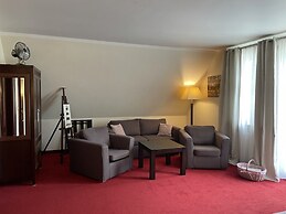 Willa 4 Pory Roku Uznam