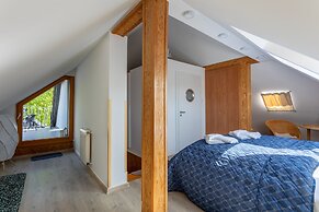 Willa 4 Pory Roku Uznam