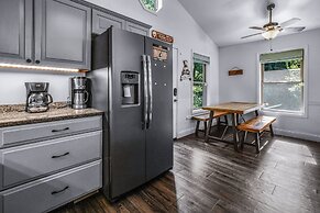 Distiller's Den 2 Bedroom Cabin by RedAwning