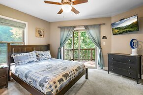 Distiller's Den 2 Bedroom Cabin by RedAwning