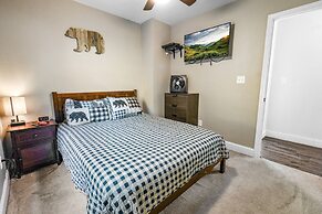 Distiller's Den 2 Bedroom Cabin by RedAwning