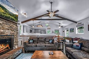 Distiller's Den 2 Bedroom Cabin by RedAwning