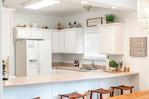 Spinnaker Pointe 3a 3 Bedroom Duplex by RedAwning