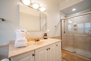 Spinnaker Pointe 3a 3 Bedroom Duplex by RedAwning