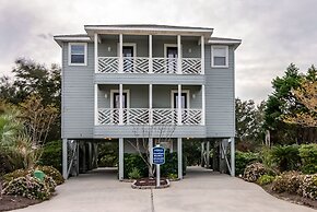 Summer Palace B 2 Bedroom Duplex by RedAwning