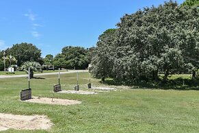 Summer Palace B 2 Bedroom Duplex by RedAwning