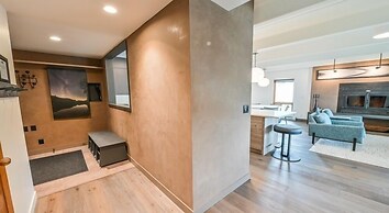 Spacious 3 Br Plaza Unit With Washer/dryer 3 Bedroom Condo - No Cleani