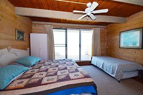 Beachwalk II 12 4 Bedroom Condo by RedAwning