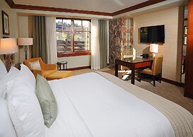 Ritz Carlton Bg Residentail St #327/328 2 Bedroom Condo by RedAwning