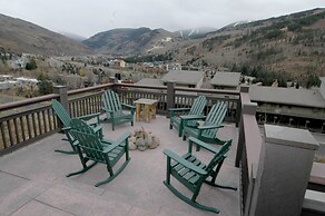 Robason  6 Bedroom Home by RedAwning