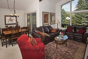 All Seasons G4 2 Bedroom Condo by RedAwning