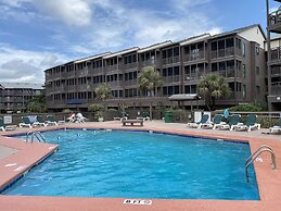 Tilghman Beach 316 - 3 Br Condo by RedAwning