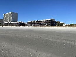 Tilghman Beach 316 - 3 Br Condo by RedAwning