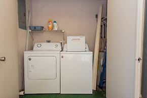 Beachview Condo 2 Bedroom Condo by RedAwning