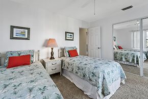 Beachview Condo 2 Bedroom Condo by RedAwning