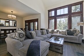 Juniper Crest #25 4 Bedroom Condo by RedAwning