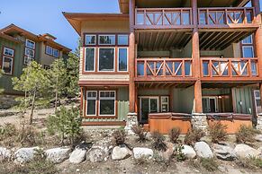 Juniper Crest #25 4 Bedroom Condo by RedAwning