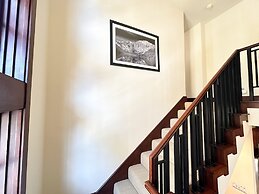 Juniper Crest #25 4 Bedroom Condo by RedAwning