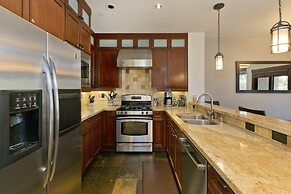 Juniper Crest #25 4 Bedroom Condo by RedAwning