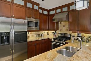 Juniper Crest #25 4 Bedroom Condo by RedAwning