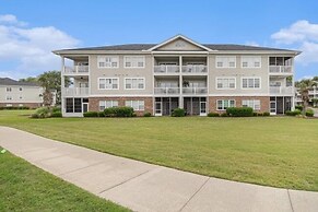 Ironwood #833 2 Bedroom Condo by RedAwning