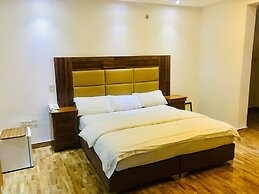 Peninsula Hotel & Towers