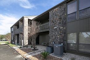 Hill Country Hideaway Tbm 208 2 Bedroom Condo by RedAwning