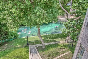 Totally Tubular Crc 303 2 Bedroom Condo by RedAwning