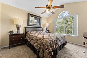 Nature's Mix 2 Bedroom Condo by RedAwning