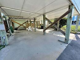 Sunset Square 104 L 2 Bedroom Home by RedAwning