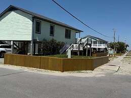 Sunset Square 104 L 2 Bedroom Home by RedAwning