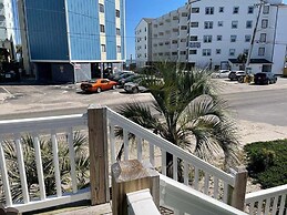 Sunset Square 104 L 2 Bedroom Home by RedAwning