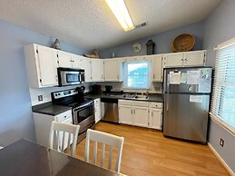 Sunset Square 104 L 2 Bedroom Home by RedAwning