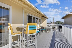 Sandpiper Cove 2136 2 Bedroom Condo by RedAwning