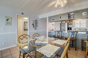 Beach Condo Miles-long Views Sand and Sea, Access to Private Fishing P