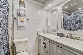 Beach Condo Miles-long Views Sand and Sea, Access to Private Fishing P