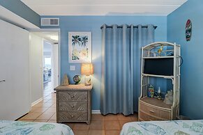 Beach Condo Miles-long Views Sand and Sea, Access to Private Fishing P