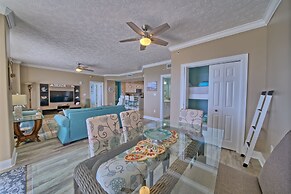 Amazing Tropical Condo with Complimentary Beach Chairs and Umbrellas -