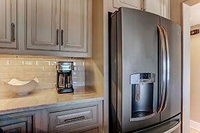 Oceanfront Beach Escape Condo with WiFi by RedAwning