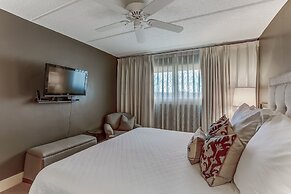 Oceanfront Beach Escape Condo with WiFi by RedAwning