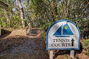 Newly Renovated Condo with Easy Access to Pool and Tennis Courts by Re